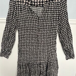 Maeve Black and White Houndstooth Long Sleeve Top
